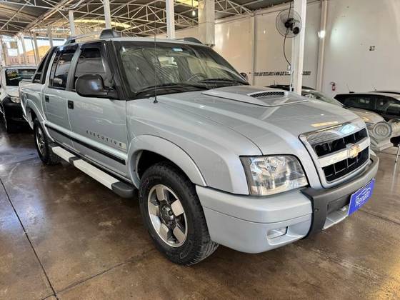 CHEVROLET S10 2.4 MPFI EXECUTIVE 4X2 CD 8V FLEX 4P MANUAL